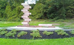Alphabet Monument In Armenian Cultural Garden (changingfacecleveland.blogspot.com) Alphabet Monument In Armenian Cultural Garden (changingfacecleveland.blogspot.com)
