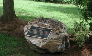 Roswell Cherokee Memorial (Waymarking.com) Roswell Cherokee Memorial (Waymarking.com)