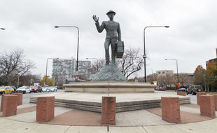 Monument To The Great Northern Migration 2