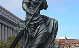 SFPioneerMonumentCommerce.JPG SFPioneerMonumentCommerce.JPG