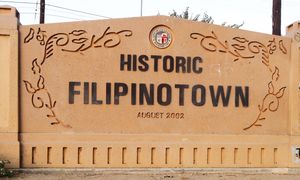 Sampaiii. "Historic Filipinotown Western Gateway Sign." Wikimedia Commons, 23 Jan. 2018, https://commons.wikimedia.org/wiki/File:Historic_Filipinotown_Western_Gateway_Sign.jpg