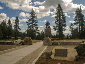 Pioneer Monument Approach