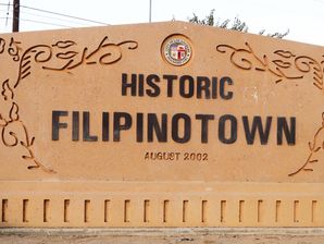 Sampaiii. "Historic Filipinotown Western Gateway Sign." Wikimedia Commons, 23 Jan. 2018, https://commons.wikimedia.org/wiki/File:Historic_Filipinotown_Western_Gateway_Sign.jpg